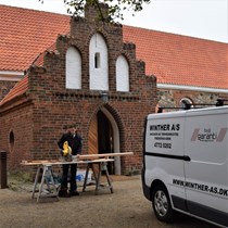 Indvendig renovering af kirke